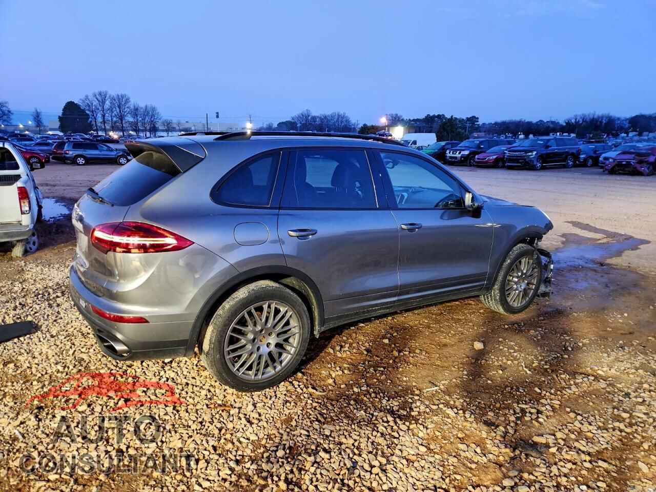 PORSCHE CAYENNE 2017 - WP1AA2A25HKA89608