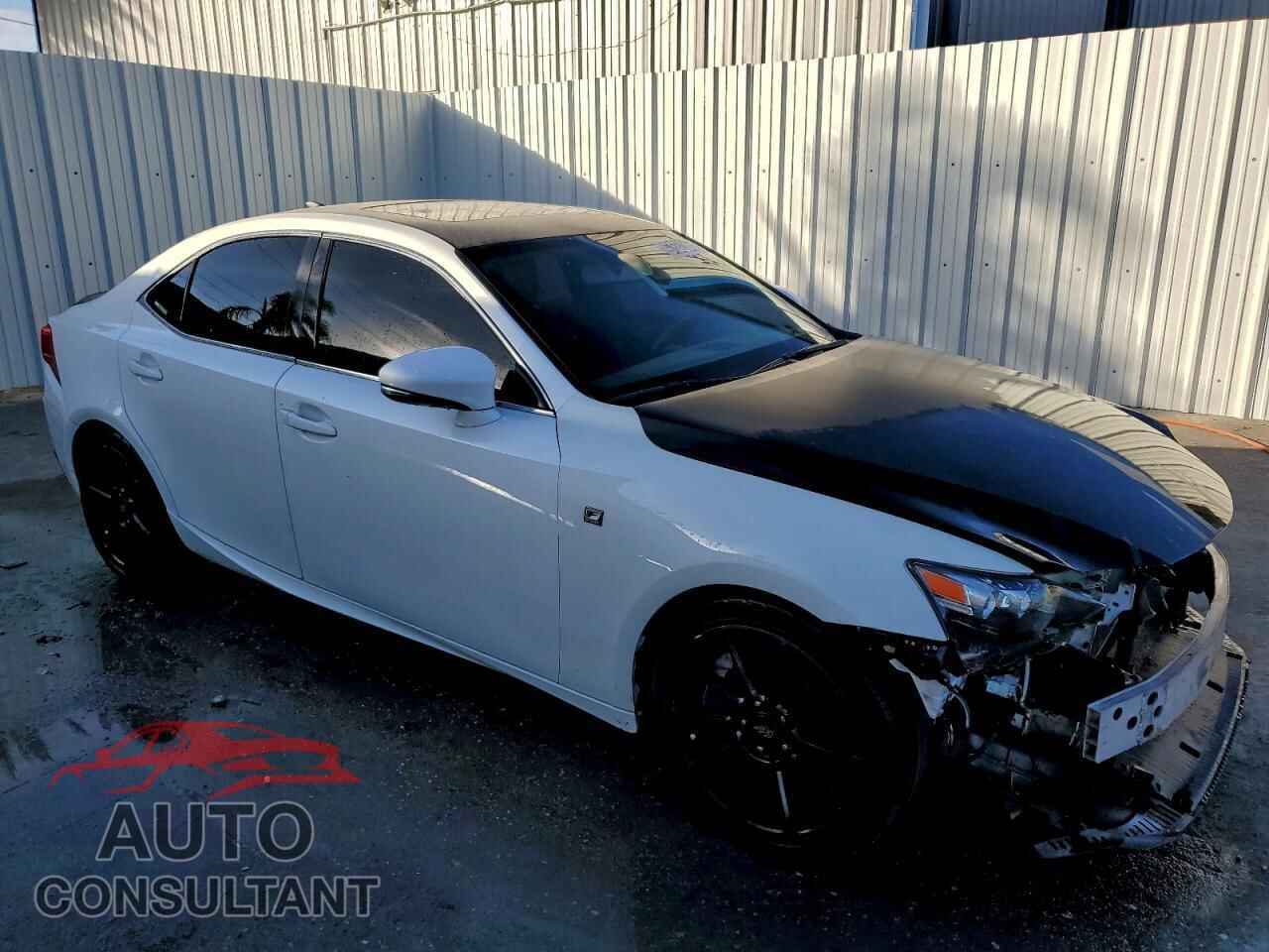 LEXUS IS 2015 - JTHBE1D22F5014844