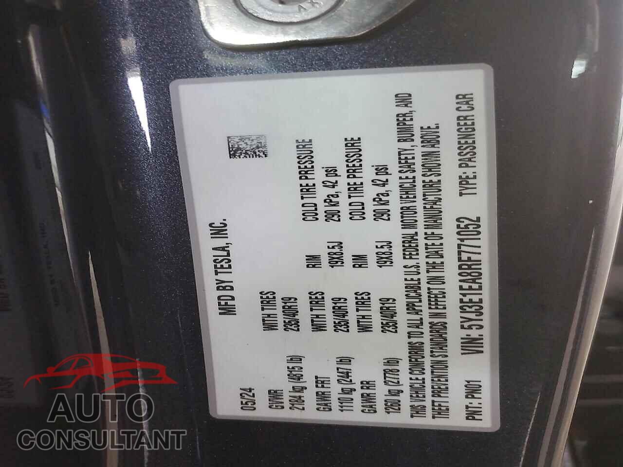 TESLA MODEL 3 2024 - 5YJ3E1EA8RF771052