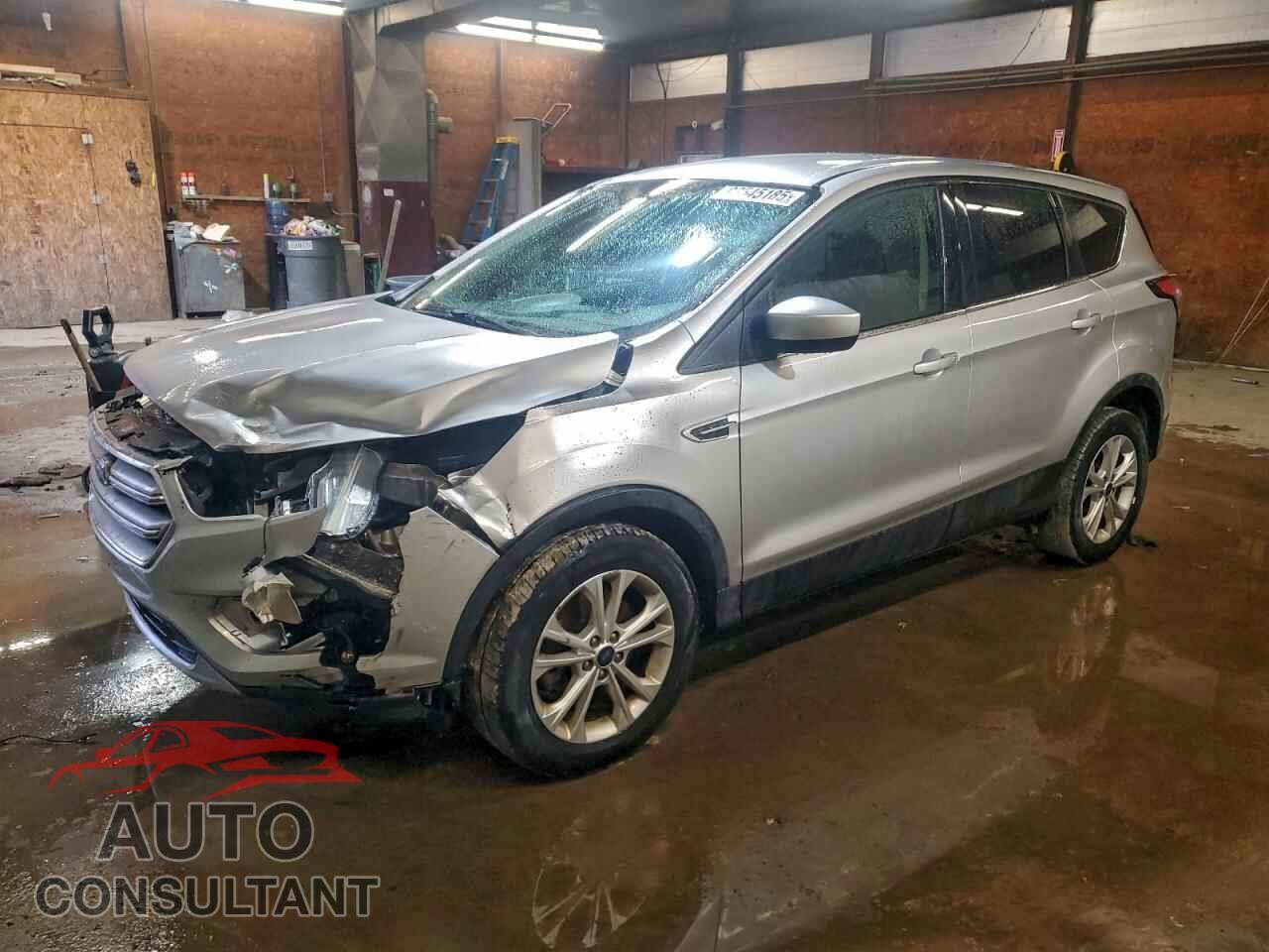 FORD ESCAPE 2017 - 1FMCU9GD1HUC21217
