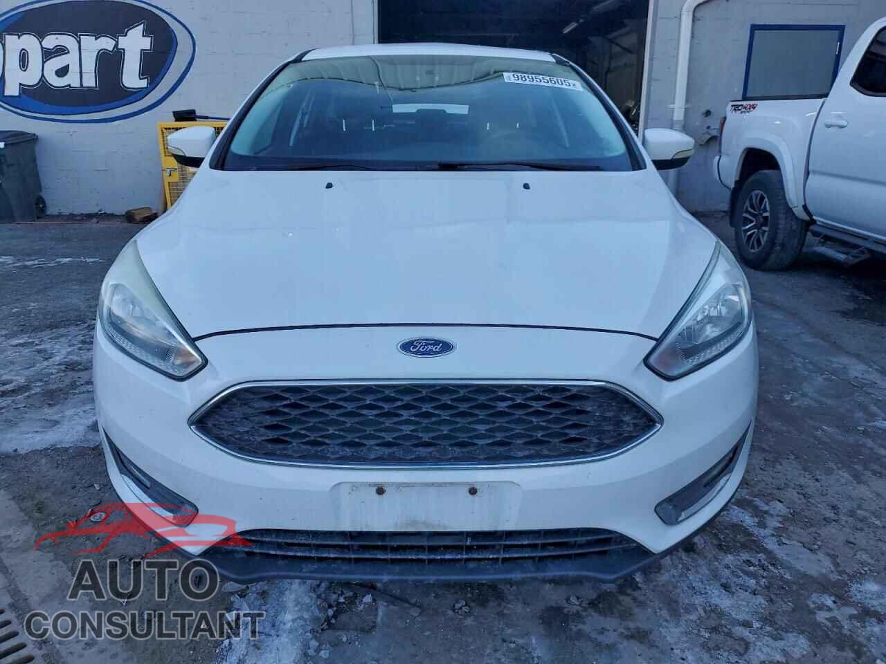 FORD FOCUS 2017 - 1FADP3E20HL200935