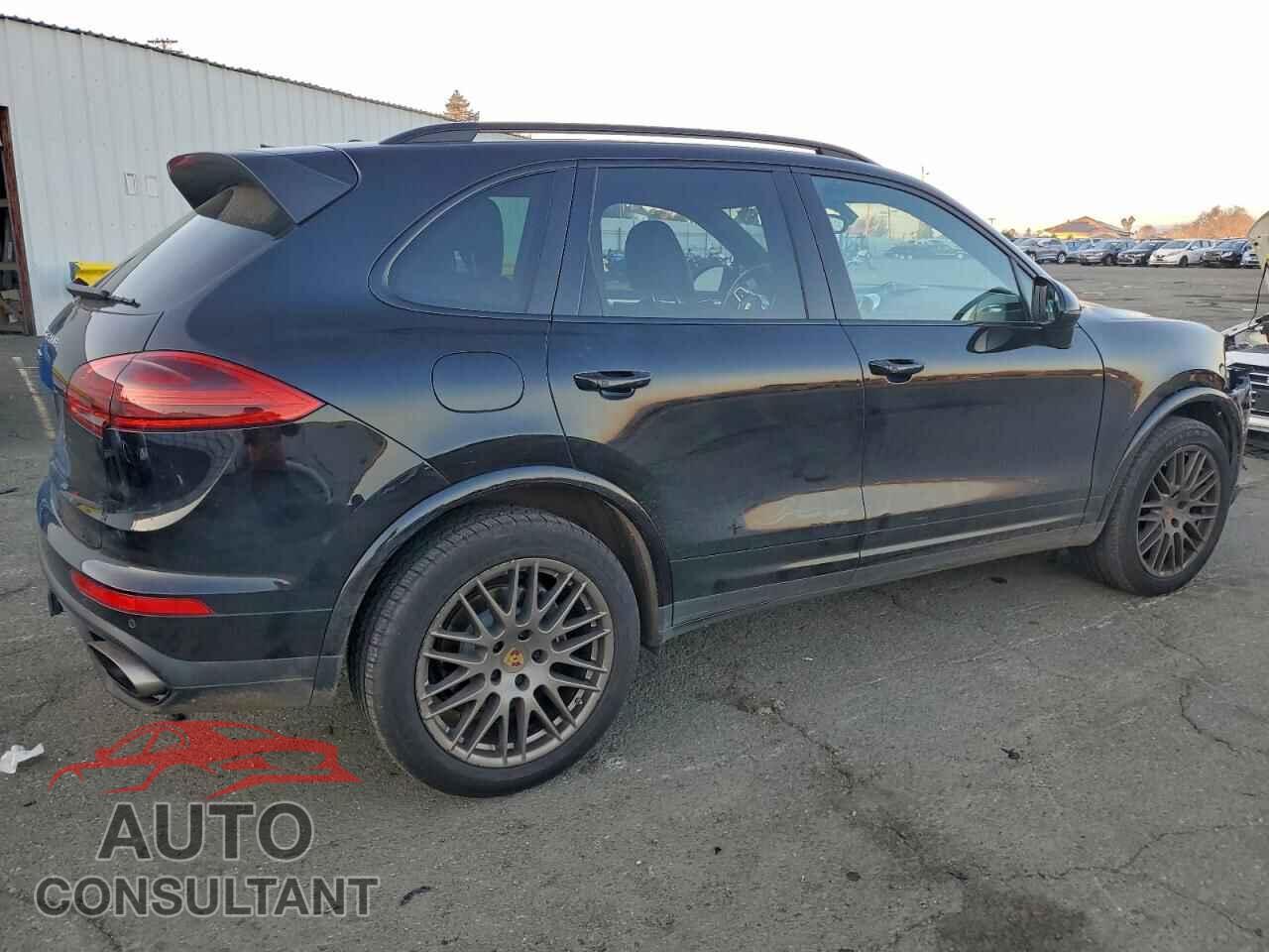 PORSCHE CAYENNE 2017 - WP1AA2A29HKA86985
