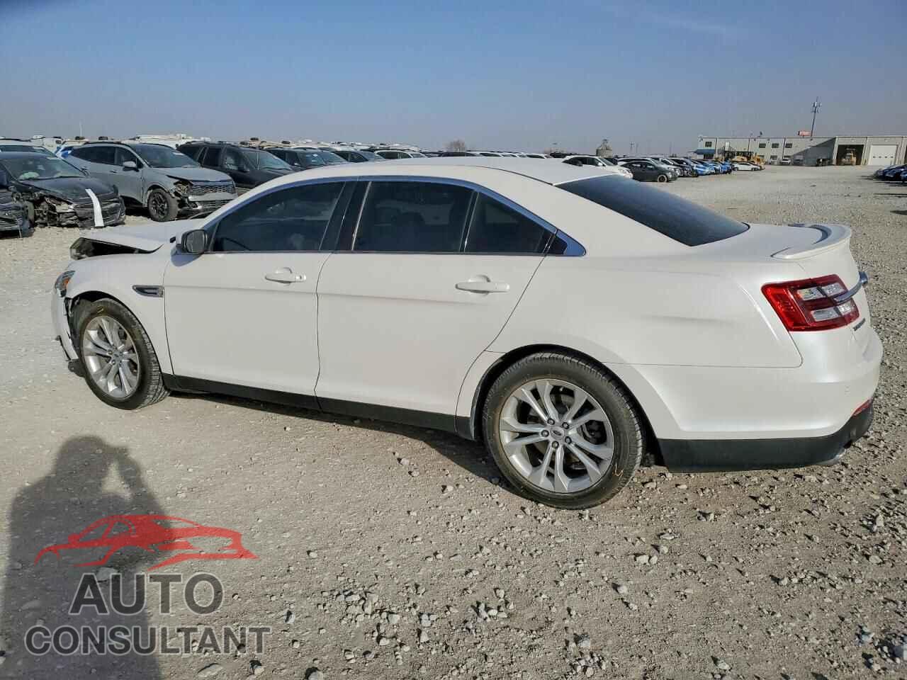 FORD TAURUS 2013 - 1FAHP2E82DG162062