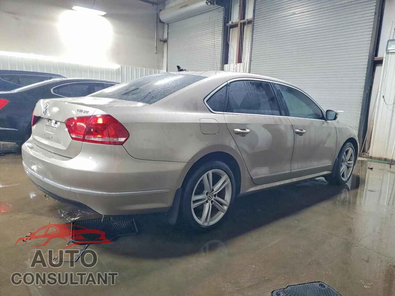 VOLKSWAGEN PASSAT 2015 - 1VWBT7A39FC122006