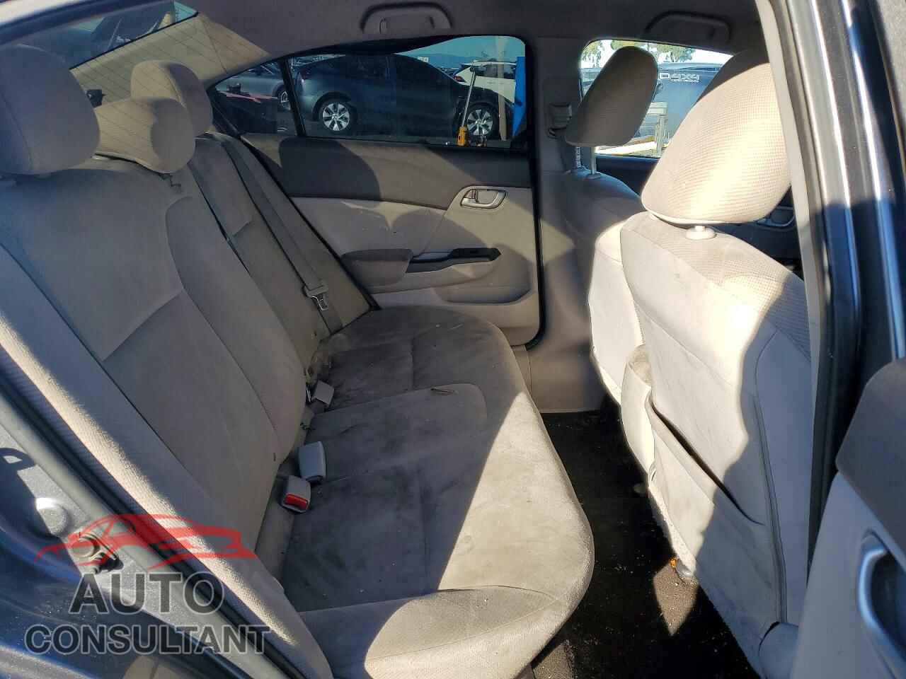 HONDA CIVIC 2012 - 2HGFB2F55CH320936