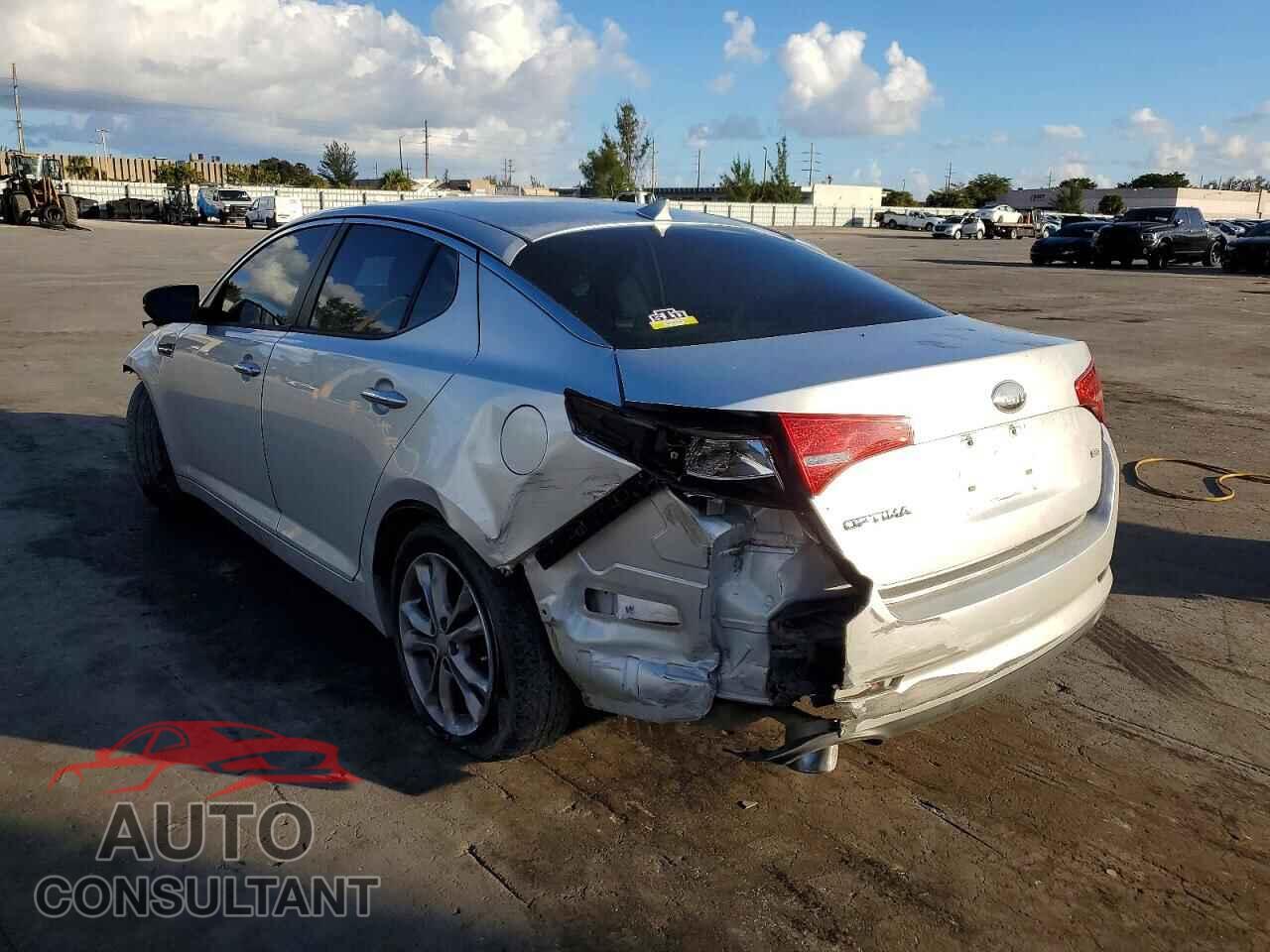 KIA OPTIMA 2013 - 5XXGM4A75DG170283