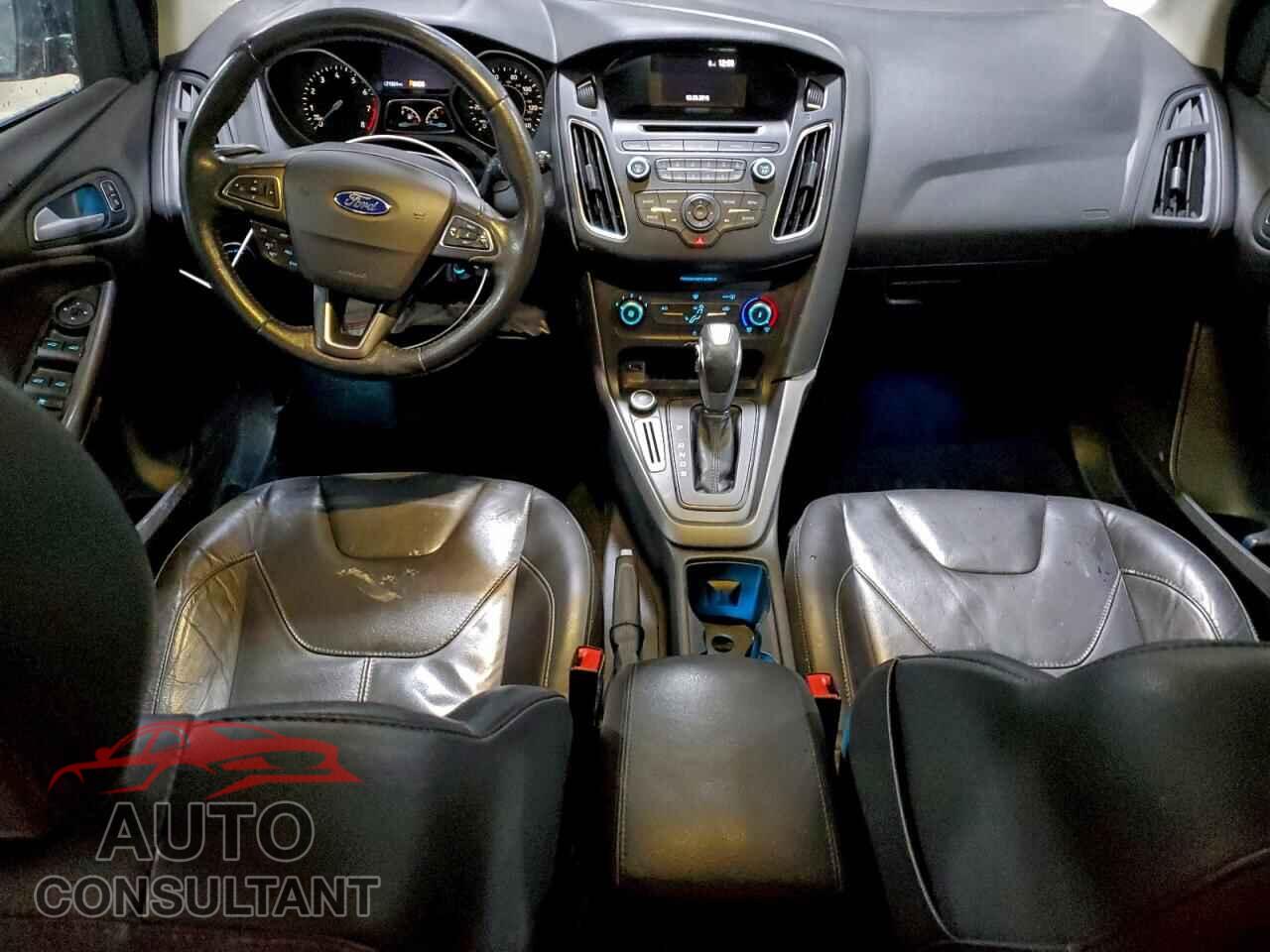 FORD FOCUS 2016 - 1FADP3K25GL305246