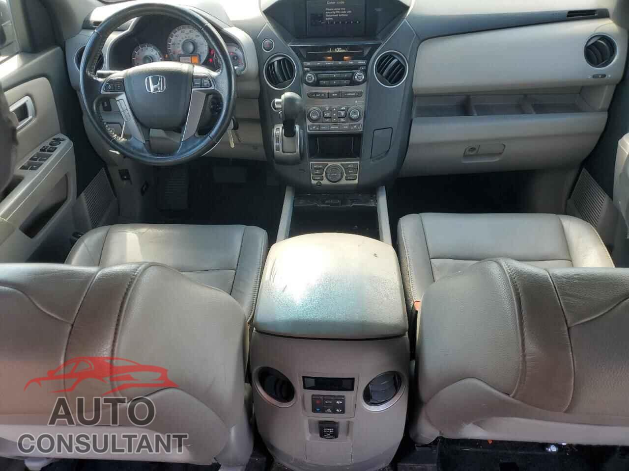 HONDA PILOT 2013 - 5FNYF4H73DB015819