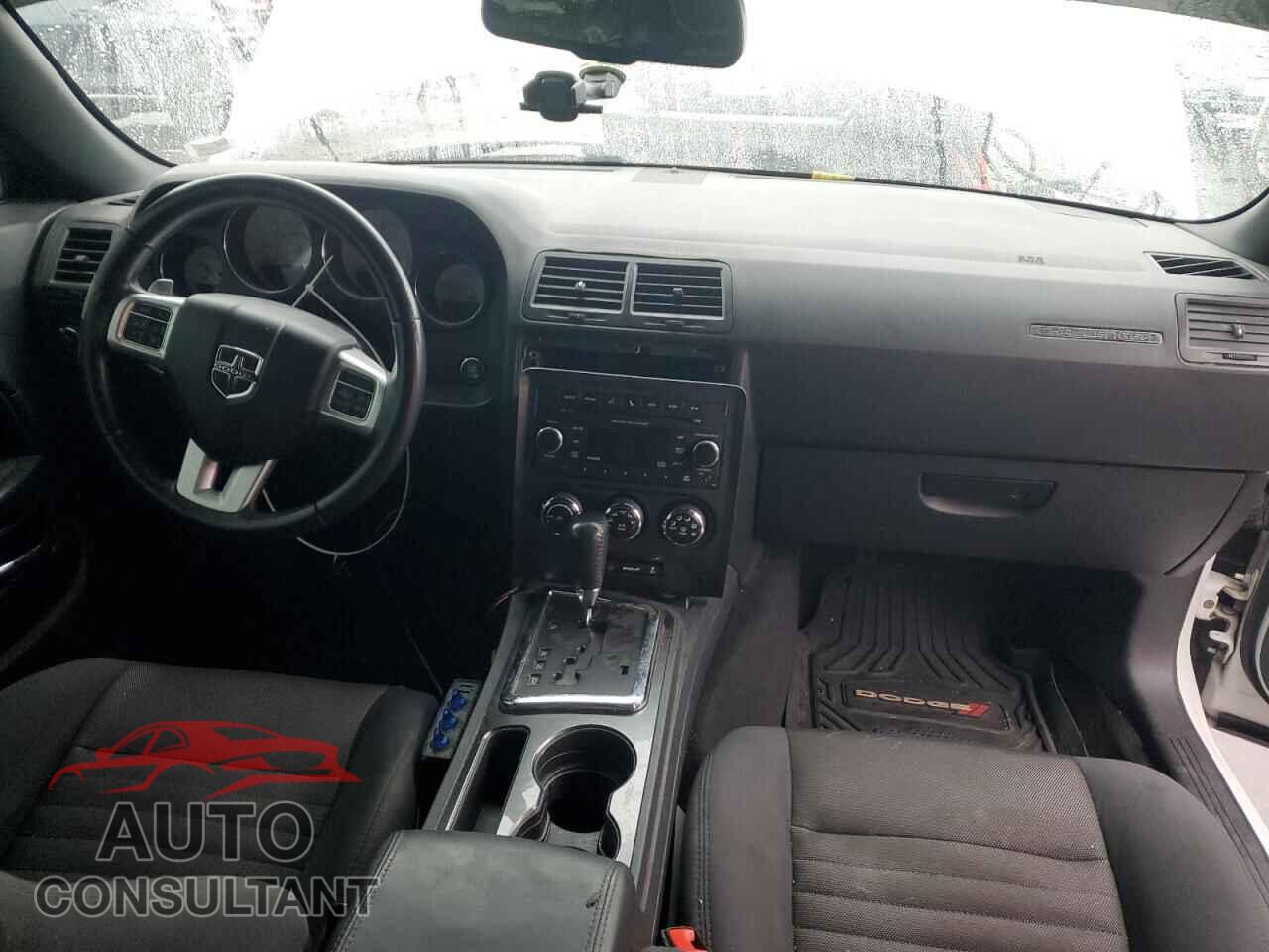 DODGE CHALLENGER 2013 - 2C3CDYAG6DH649643