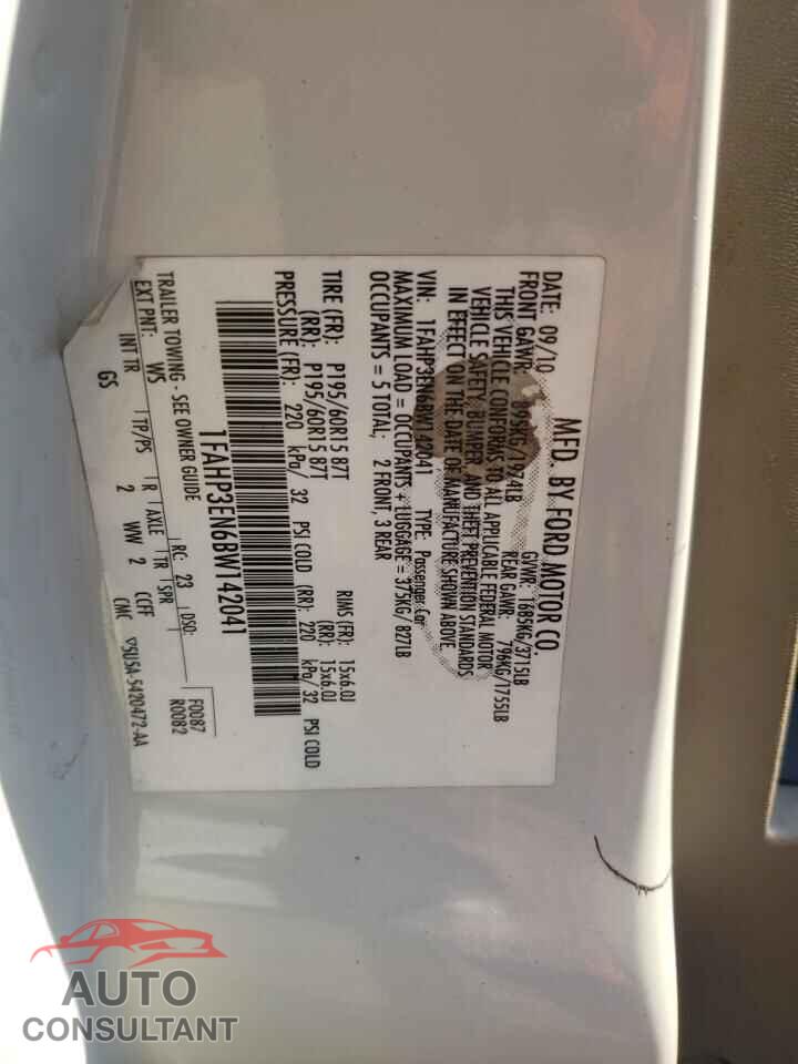 FORD FOCUS 2011 - 1FAHP3EN6BW142041