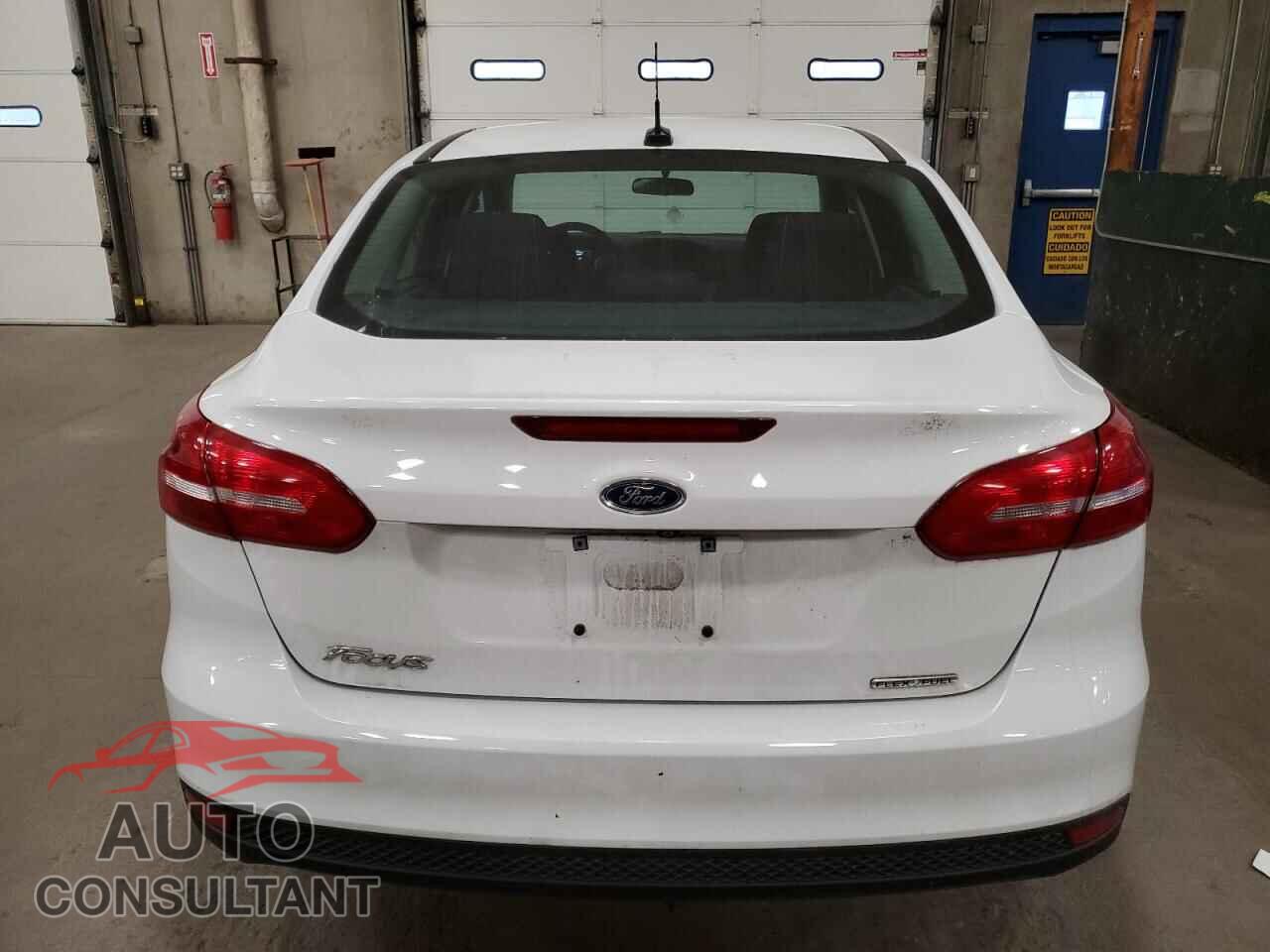 FORD FOCUS 2016 - 1FADP3E27GL282189