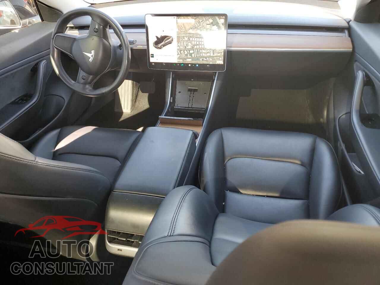 TESLA MODEL 3 2018 - 5YJ3E1EA0JF048803