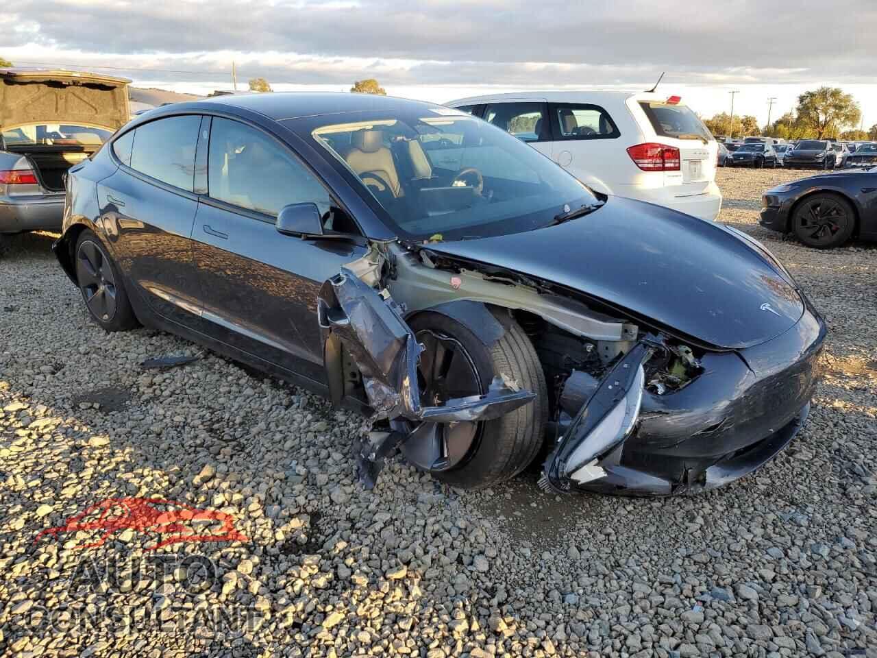 TESLA MODEL 3 2023 - 5YJ3E1EA7PF456823