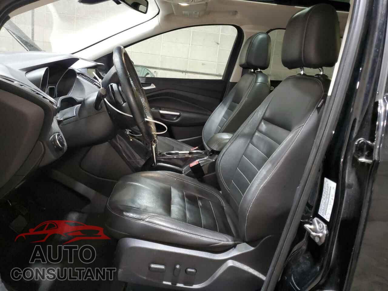 FORD ESCAPE 2016 - 1FMCU9J95GUB45875