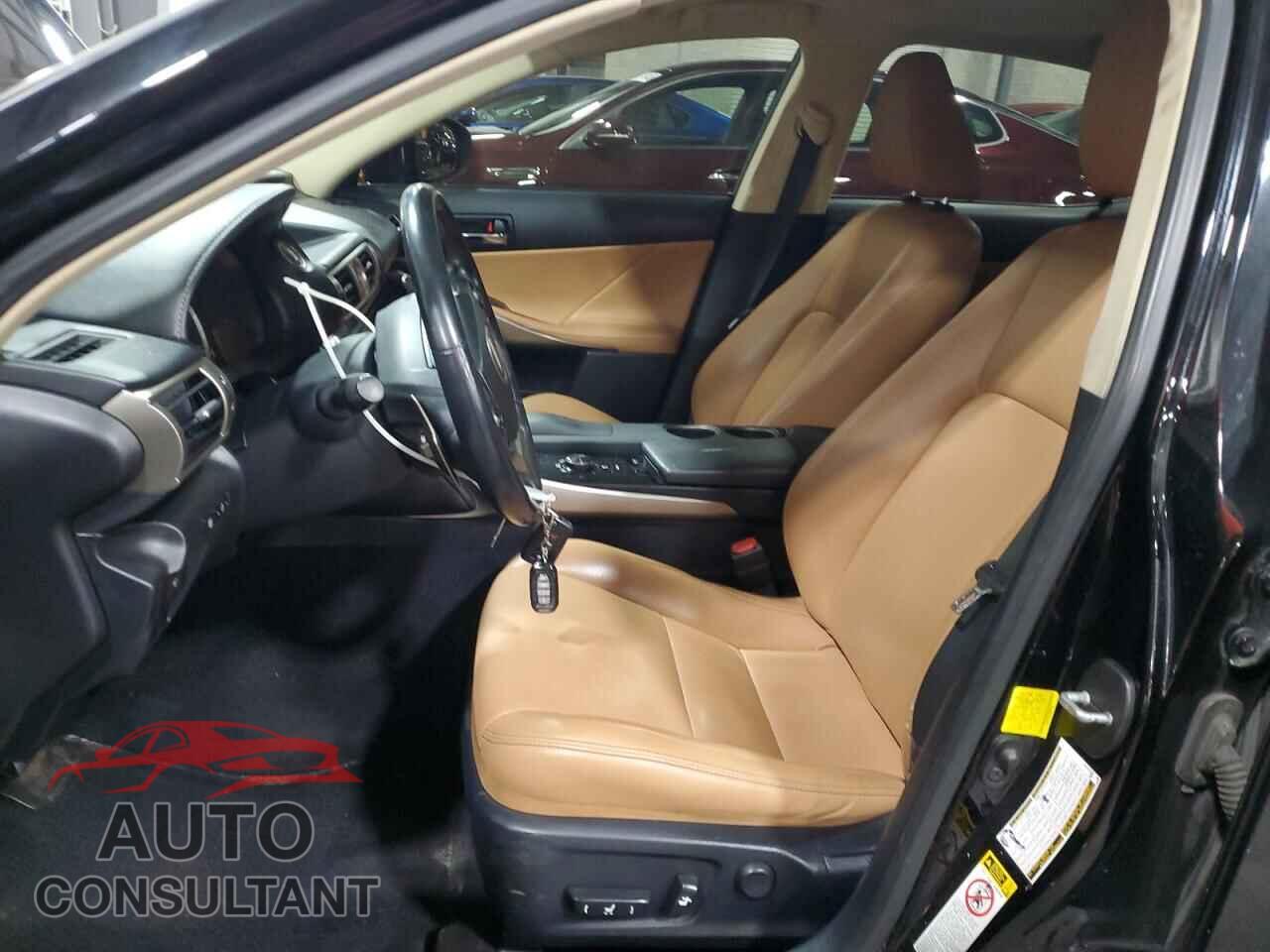 LEXUS IS 2014 - JTHCF1D22E5005108