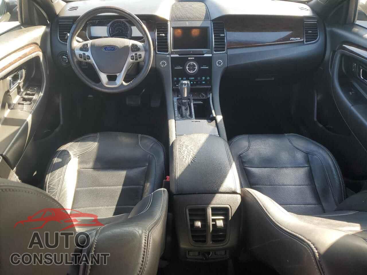 FORD TAURUS 2017 - 1FAHP2F88HG109855