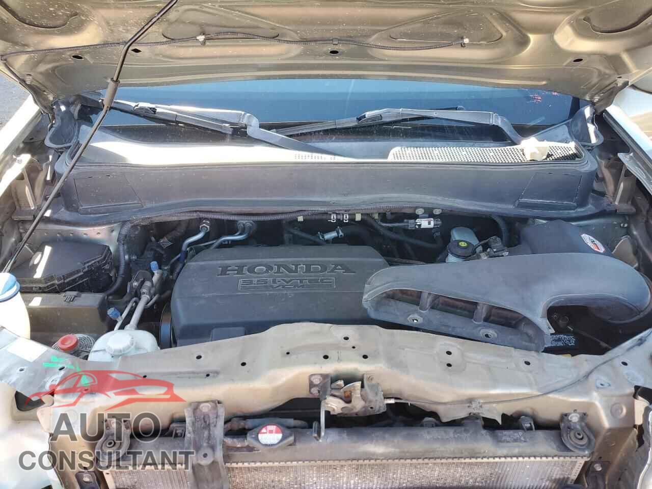 HONDA PILOT 2011 - 5FNYF4H45BB080612