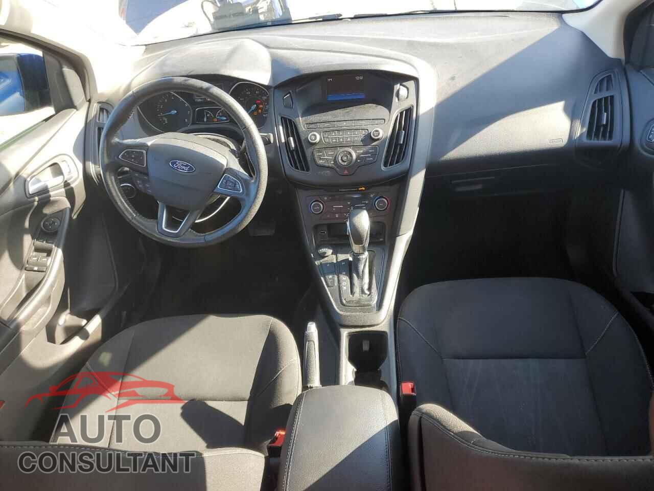 FORD FOCUS 2018 - 1FADP3FE7JL300450