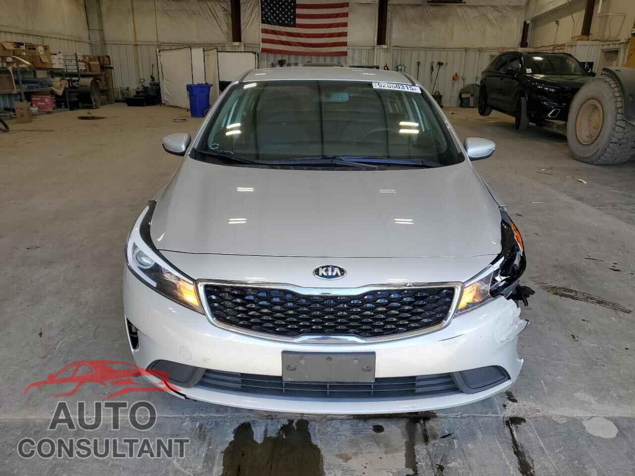 KIA FORTE 2017 - 3KPFL4A7XHE036429