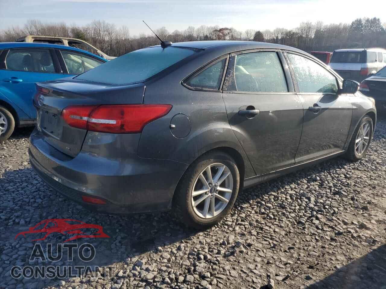 FORD FOCUS 2015 - 1FADP3F23FL222584