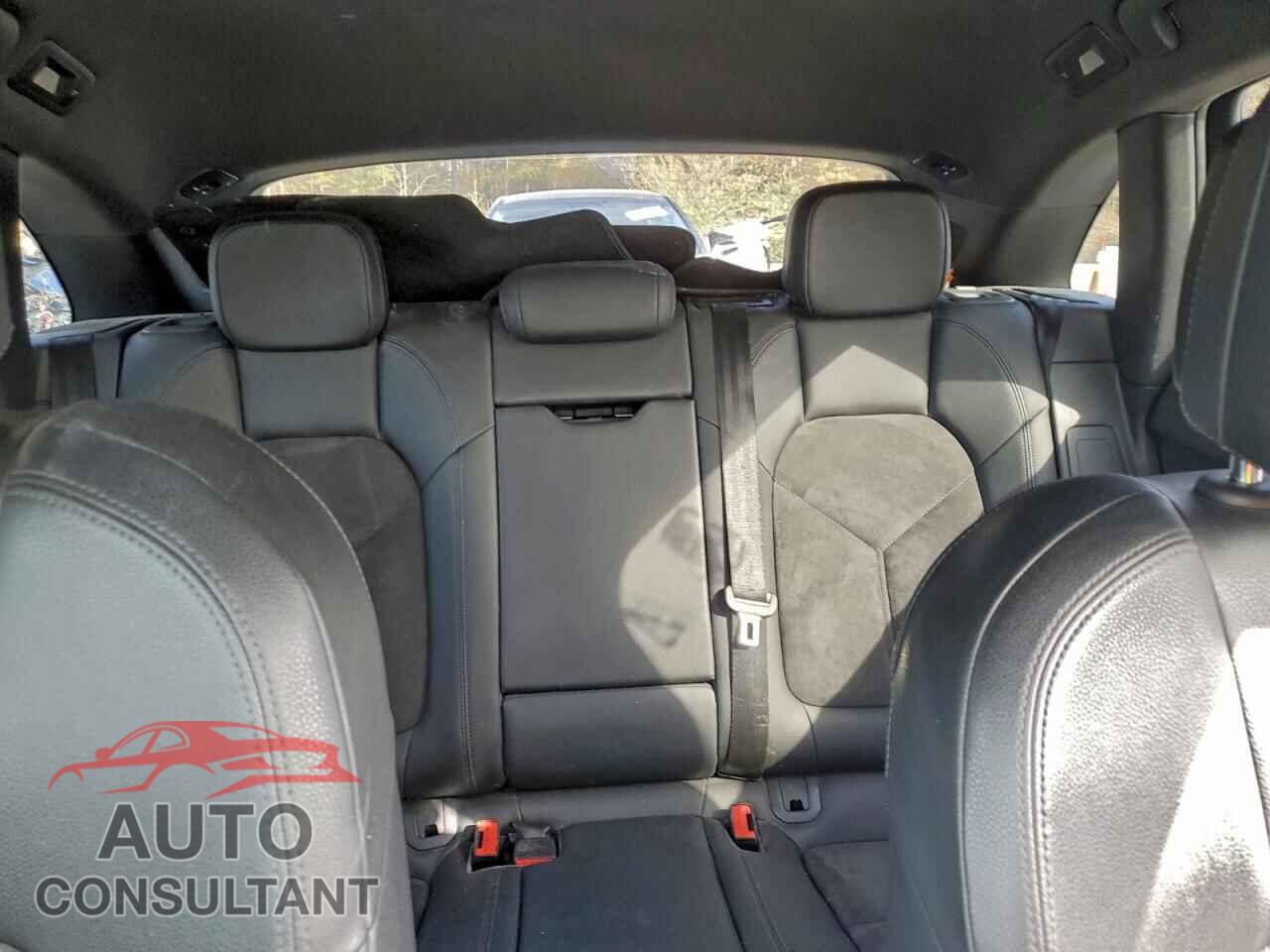PORSCHE MACAN 2016 - WP1AB2A58GLB47873
