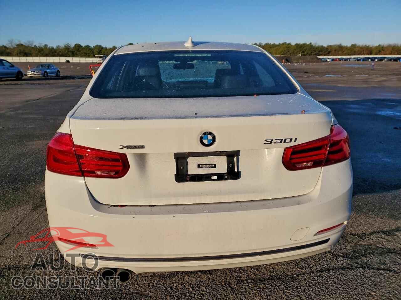 BMW 3 SERIES 2018 - WBA8D9C52JA607948
