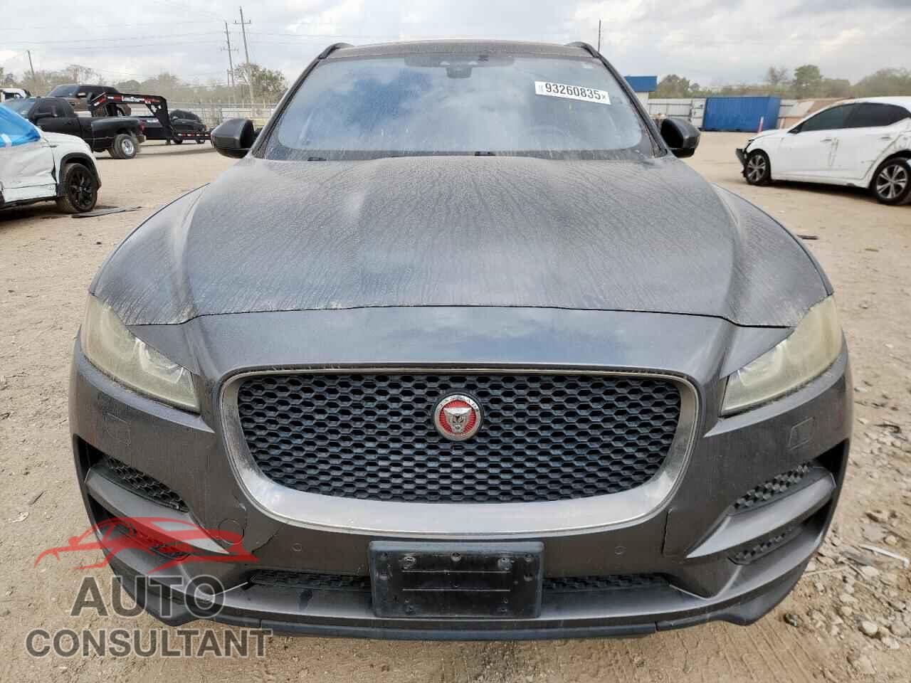 JAGUAR F-PACE 2018 - SADCJ2FX0JA255239