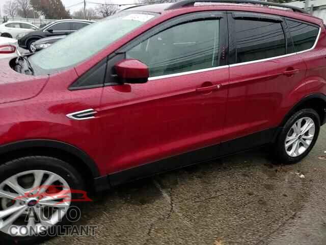 FORD ESCAPE 2018 - 1FMCU0GD5JUC29564
