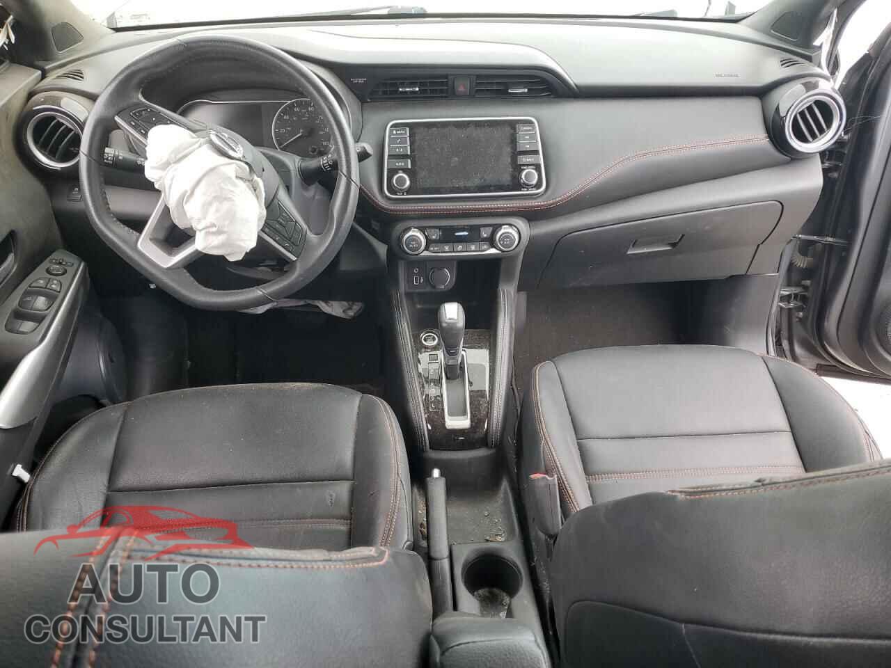 NISSAN KICKS 2019 - 3N1CP5CU3KL528399