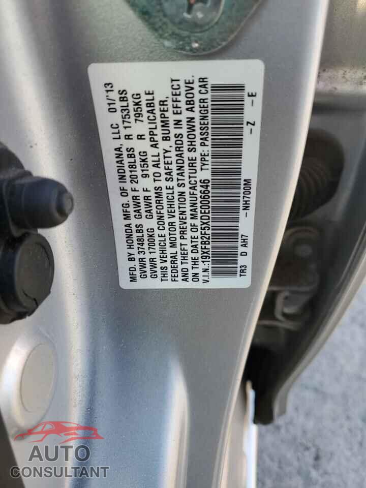 HONDA CIVIC 2013 - 19XFB2F5XDE006646