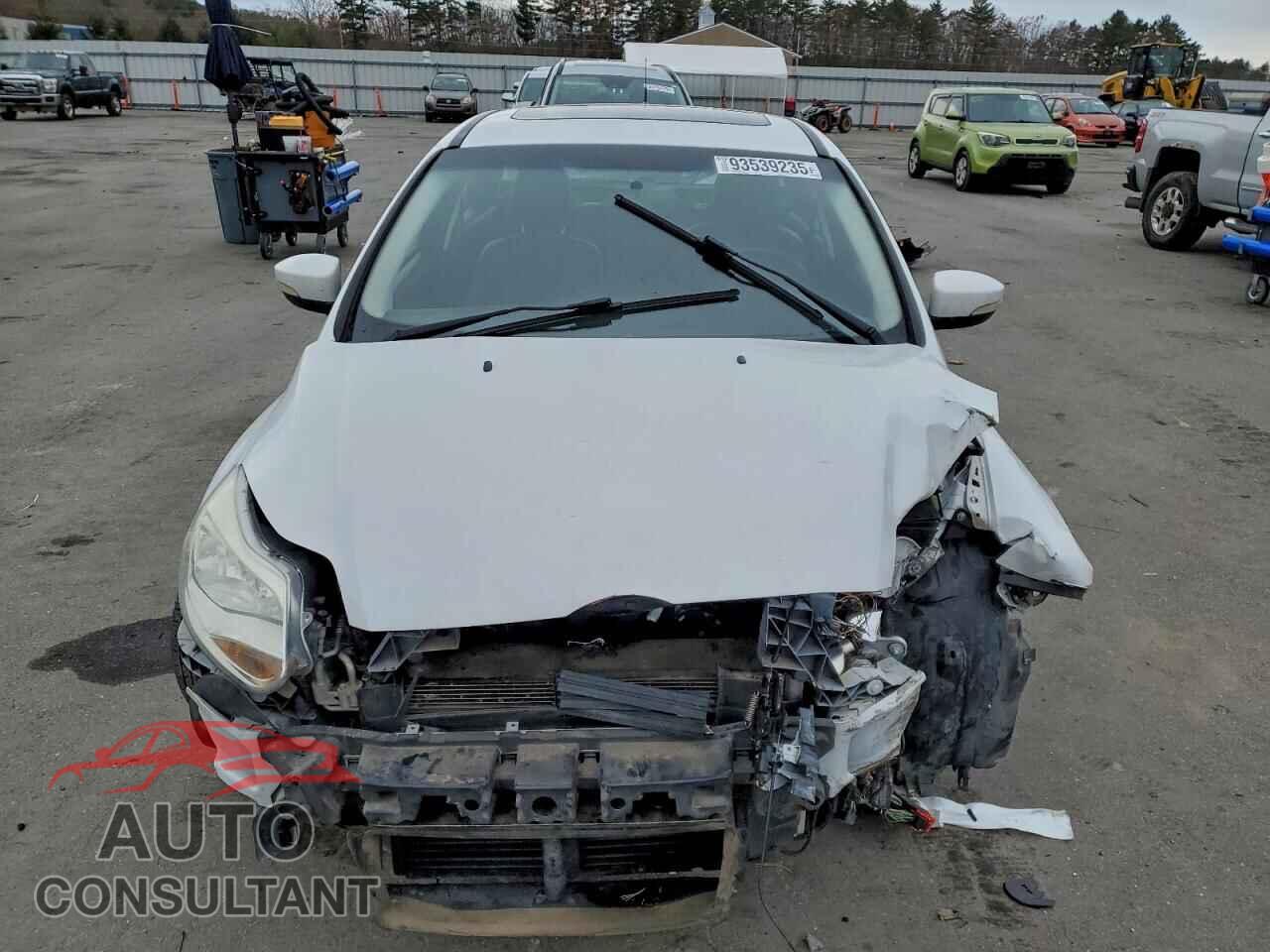 FORD FOCUS 2013 - 1FADP3K25DL246548