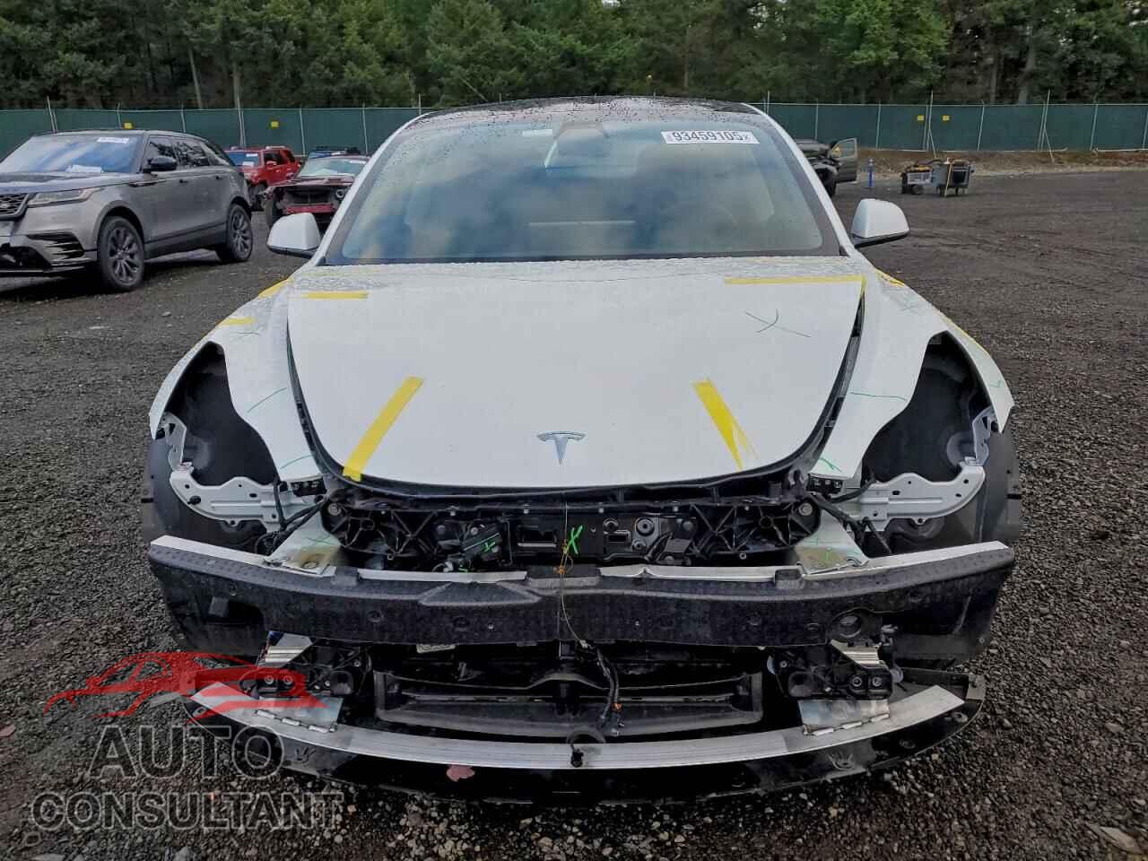 TESLA MODEL 3 2021 - 5YJ3E1EA8MF877025