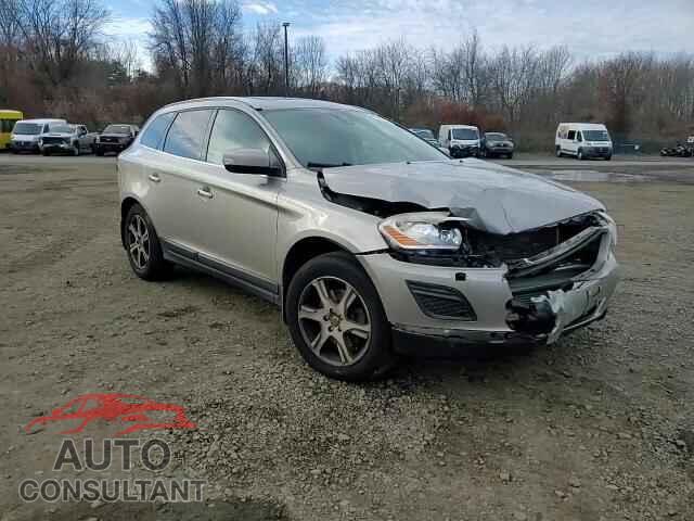 VOLVO XC60 2013 - YV4902DZ8D2416218