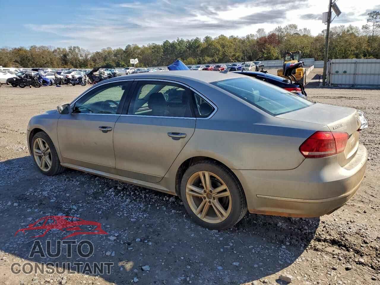 VOLKSWAGEN PASSAT 2013 - 1VWCN7A36DC149059