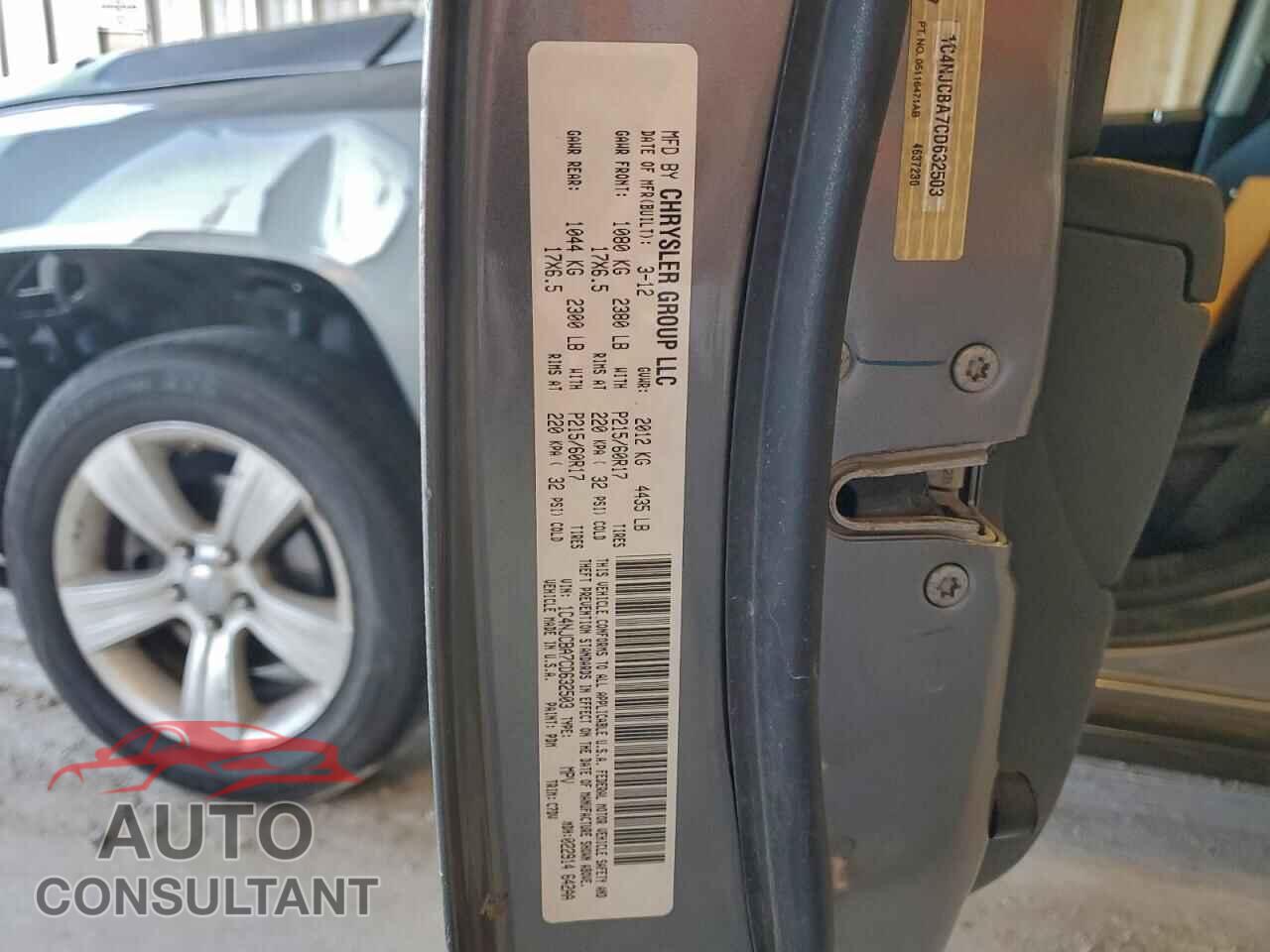 JEEP COMPASS 2012 - 1C4NJCBA7CD632503