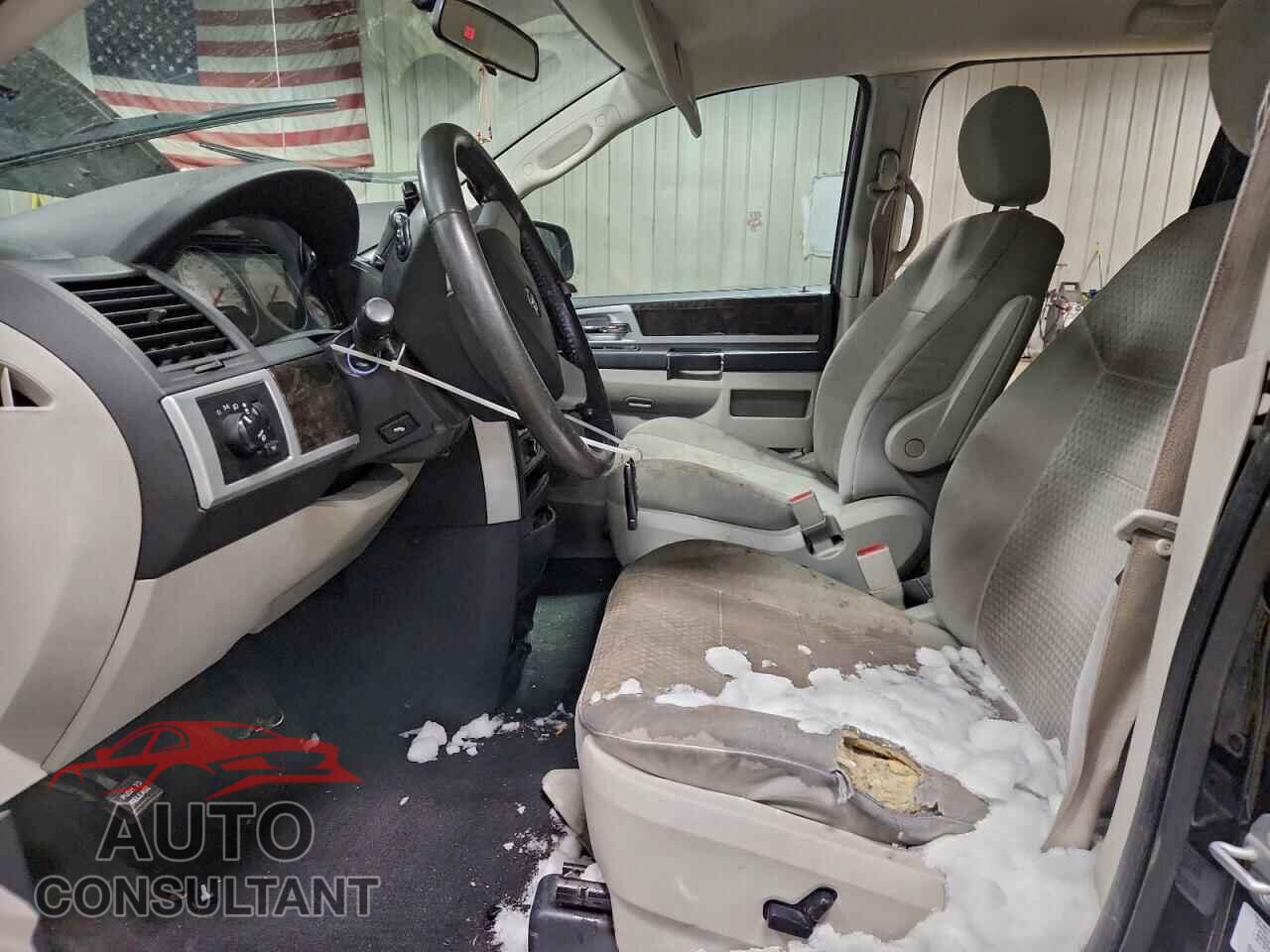 DODGE CARAVAN 2010 - 2D4RN5DX4AR124537