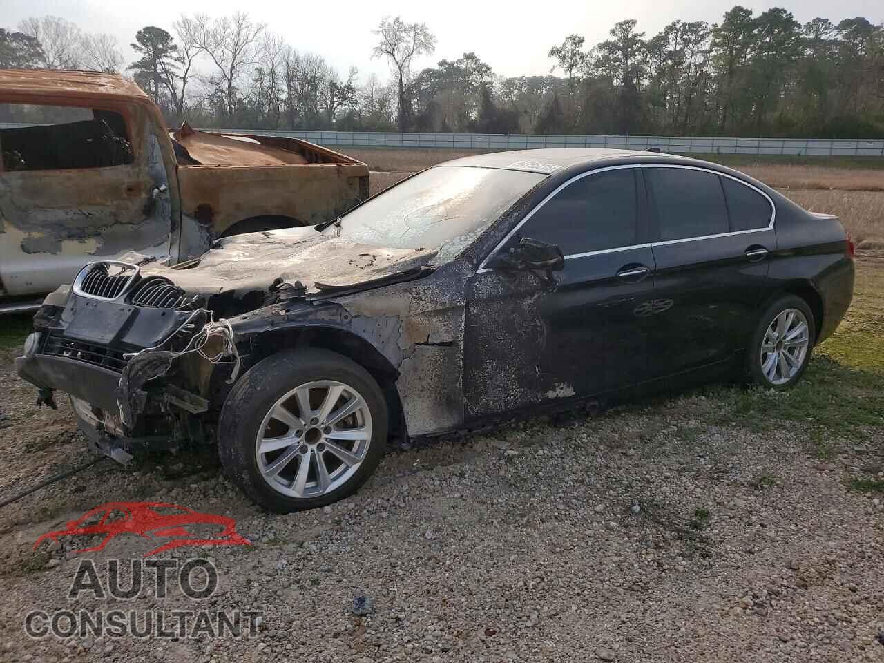 BMW 5 SERIES 2015 - WBA5A5C50FD517899