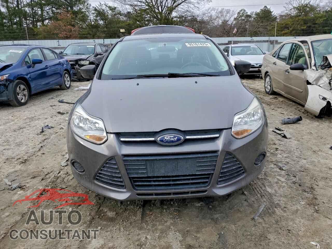 FORD FOCUS 2013 - 1FADP3E20DL370979