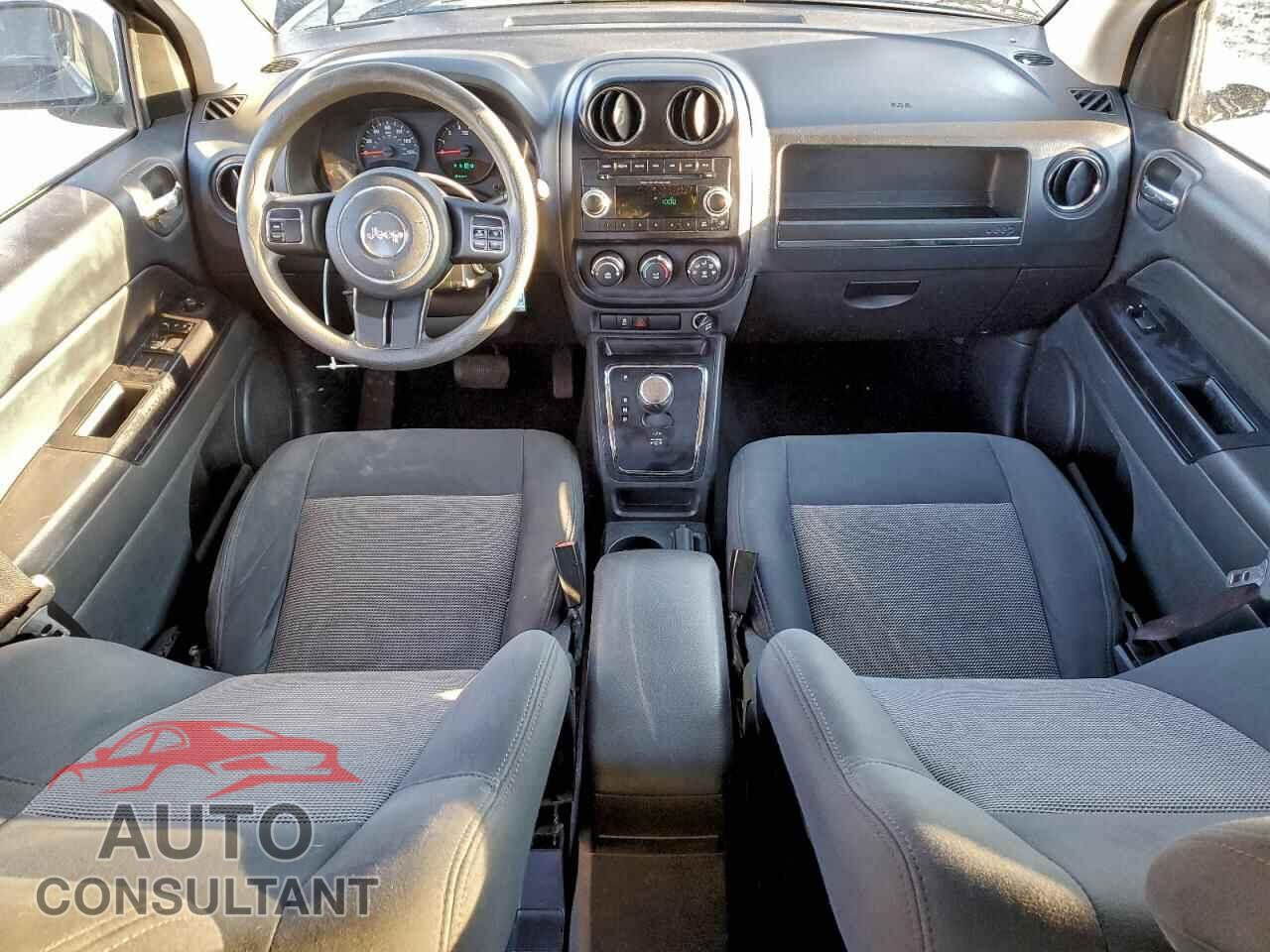 JEEP COMPASS 2012 - 1C4NJCBA5CD502512