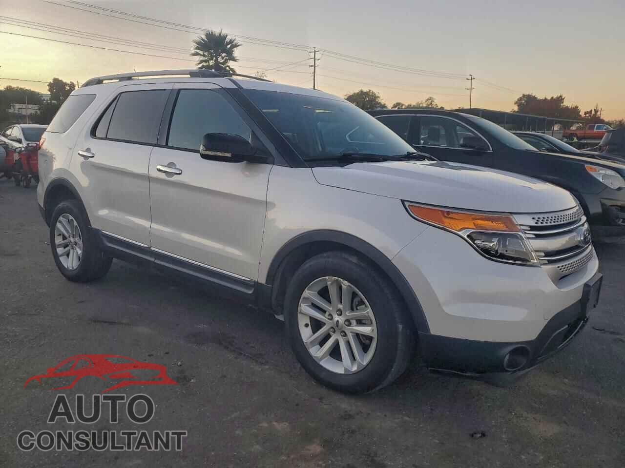FORD EXPLORER 2013 - 1FM5K7D88DGB15303