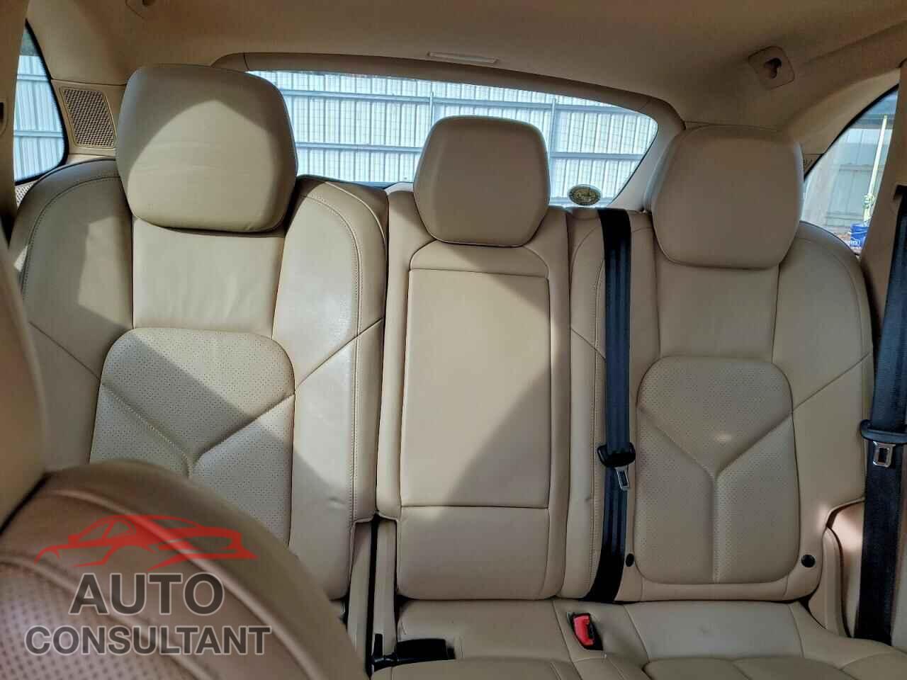 PORSCHE CAYENNE 2012 - WP1AE2A26CLA92458