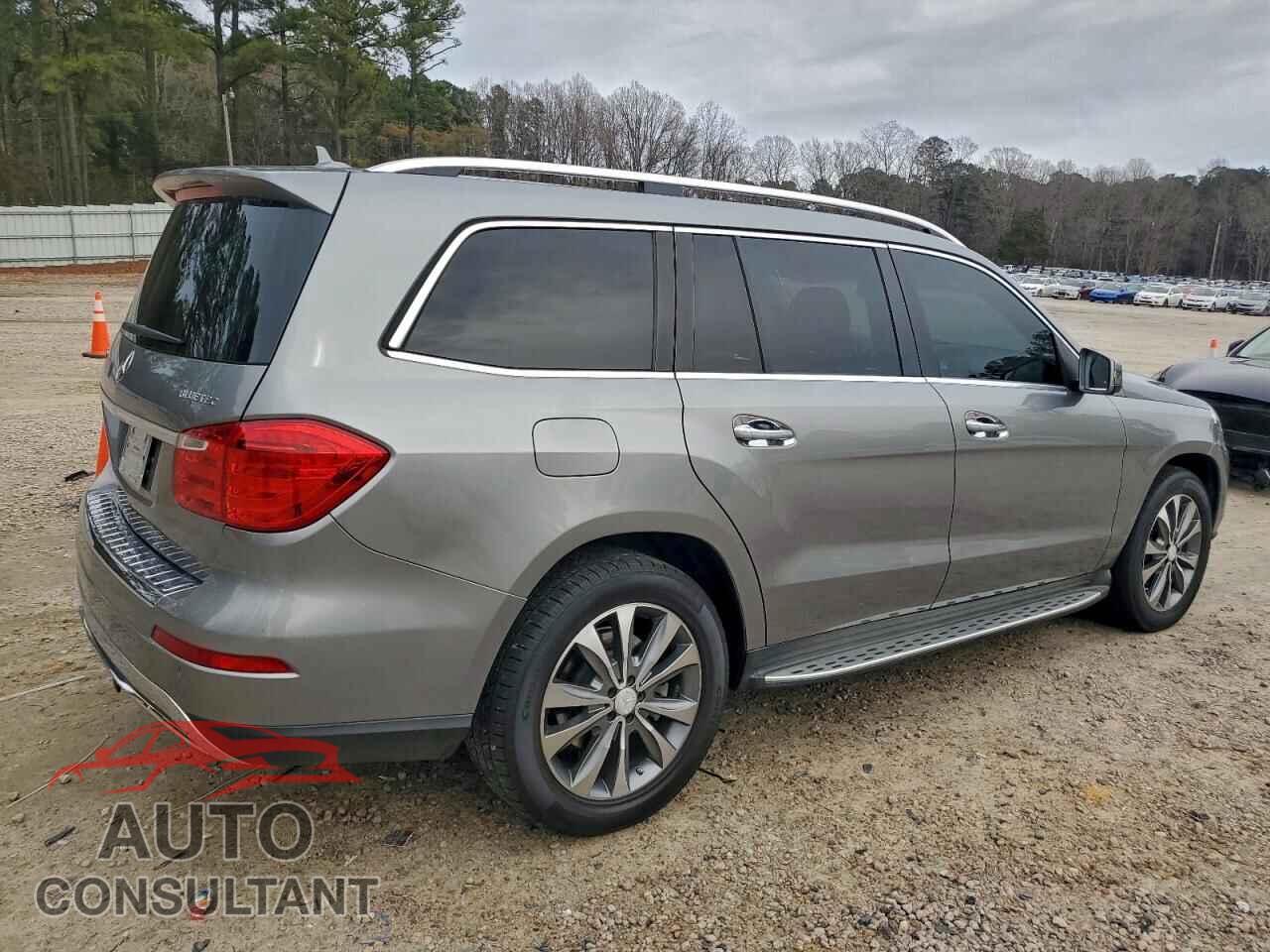 MERCEDES-BENZ GL-CLASS 2015 - 4JGDF2EE9FA441642