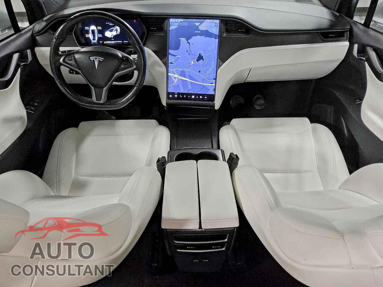 TESLA MODEL X 2018 - 5YJXCBE21JF138919