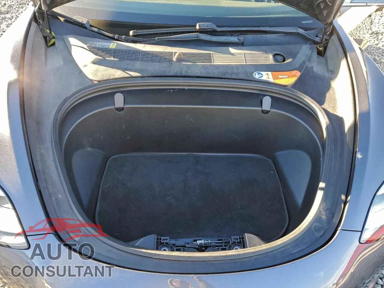 TESLA MODEL 3 2018 - 5YJ3E1EA7JF017578