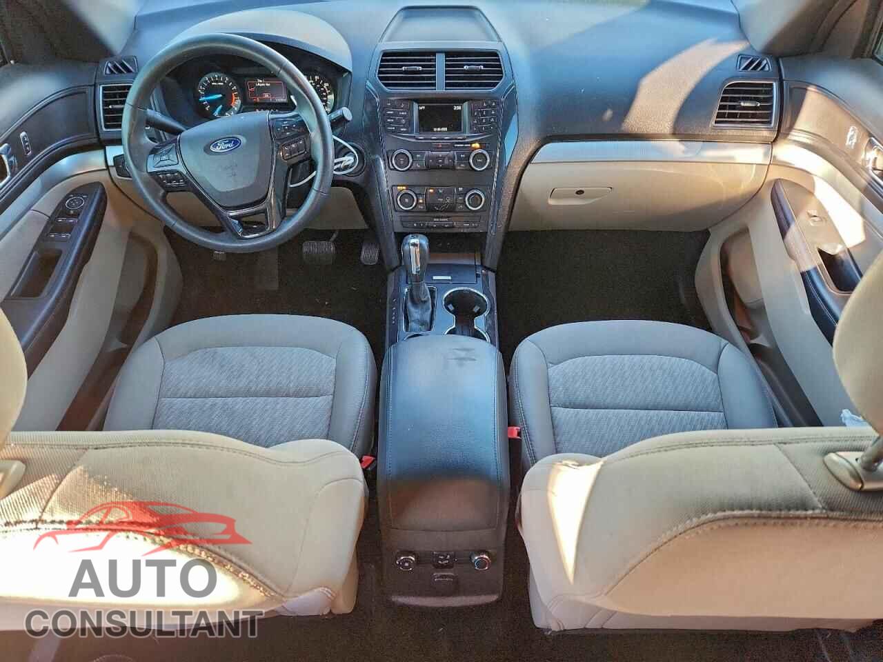 FORD EXPLORER 2018 - 1FM5K7B81JGB07624