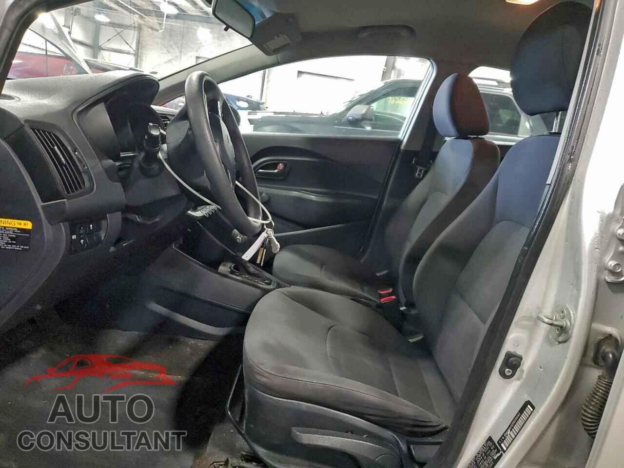 KIA RIO 2013 - KNADM4A32D6291042