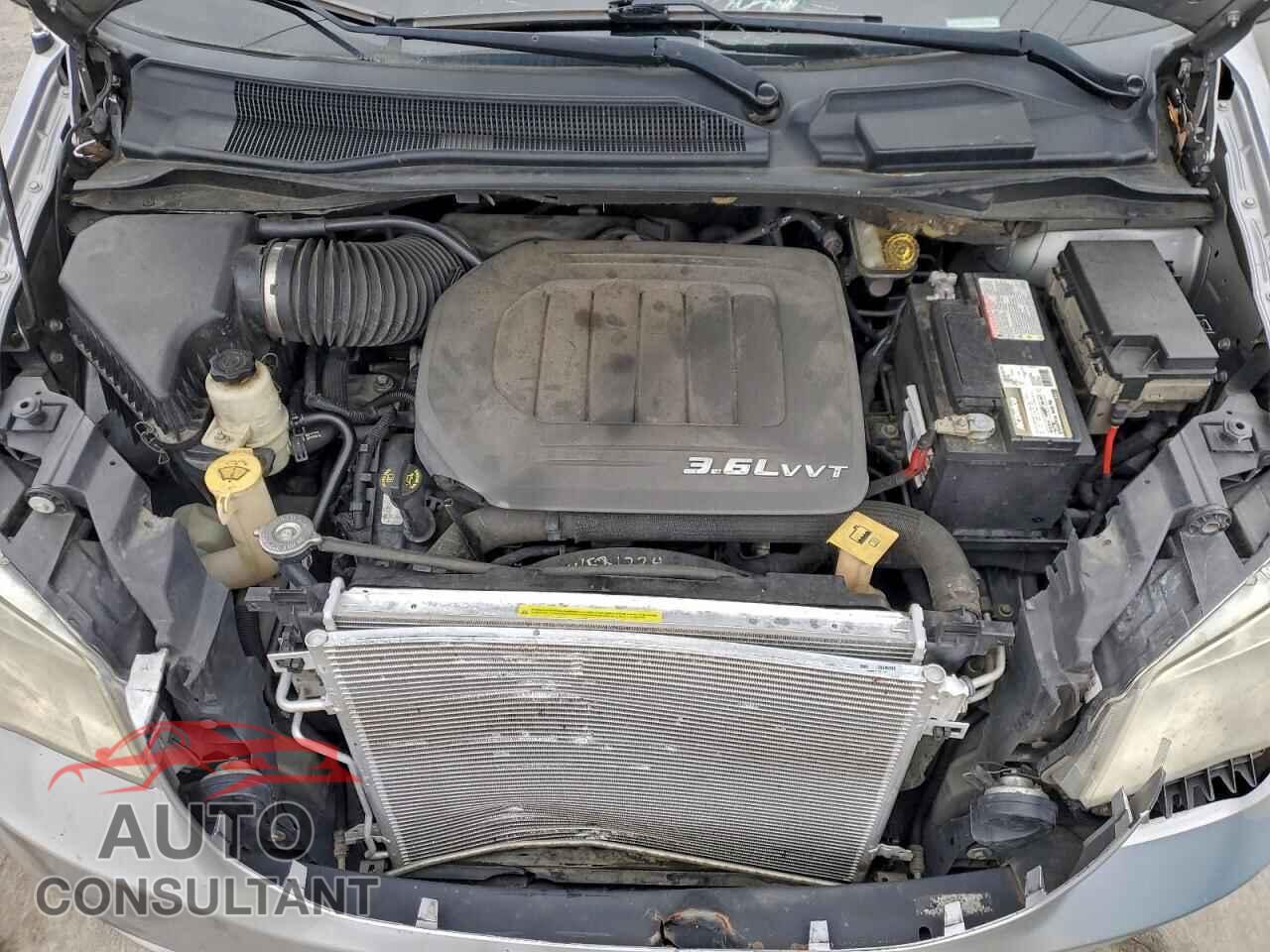 DODGE CARAVAN 2013 - 2C4RDGCG7DR582011