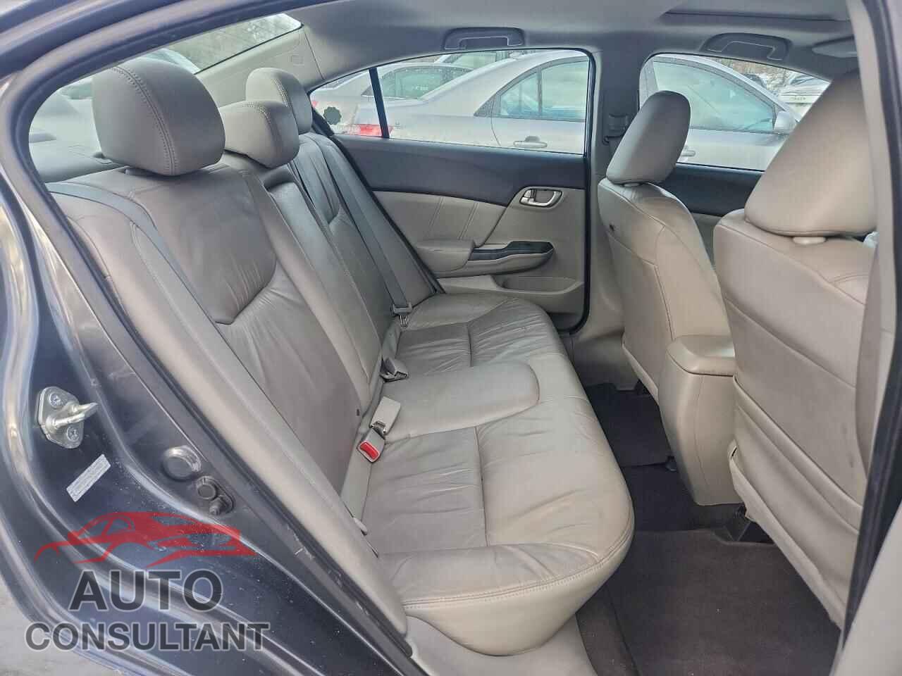 HONDA CIVIC 2012 - 2HGFB2F95CH529869