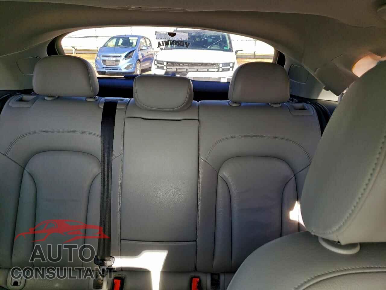AUDI Q3 2017 - WA1ECCFS4HR006067