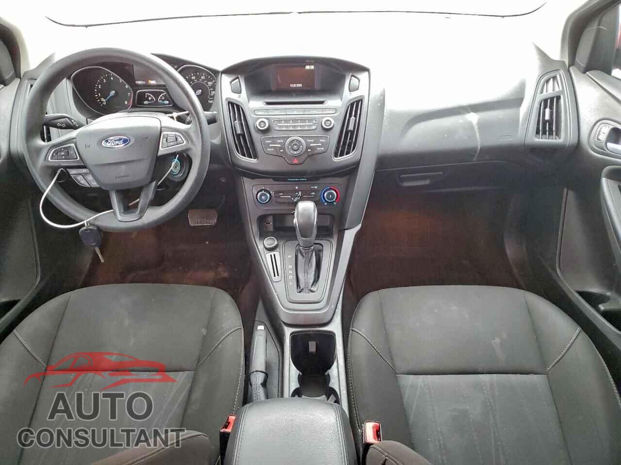 FORD FOCUS 2017 - 1FADP3F29HL254278